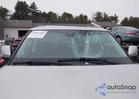 2011 Infiniti Qx56 from USA, damaged, VIN JN8AZ2ND5B9700794